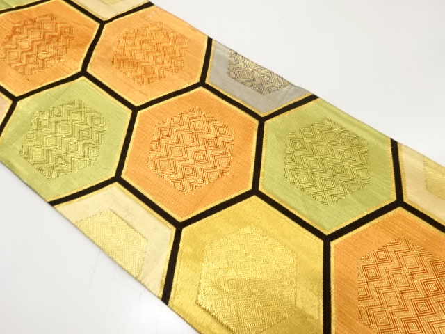 野々村織物製　亀甲に古典柄織り出し　袋帯